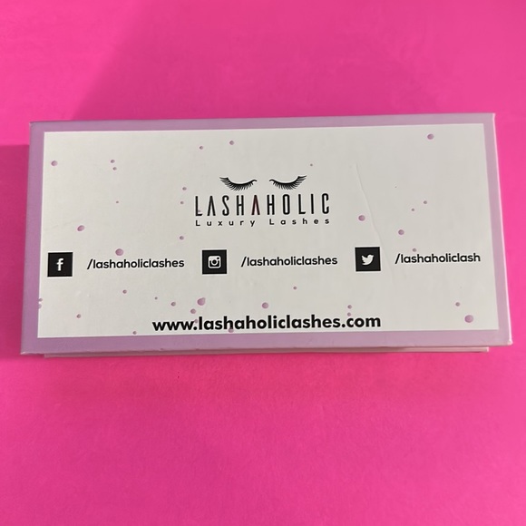 Lashaholic luxury lashes- They’re Real, I Swear Special Edition Packaging - Picture 2 of 4